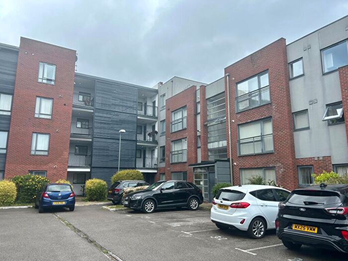 2 Bedroom Flat To Rent In Carlett View, L19