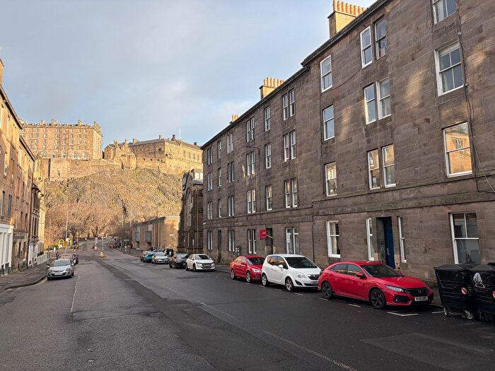 2 Bedroom Flat To Rent In /, Spittal Street, Edinburgh, EH3