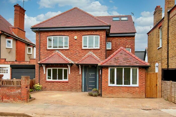 5 Bedroom Detached House To Rent In Kingston Road, Teddington, TW11