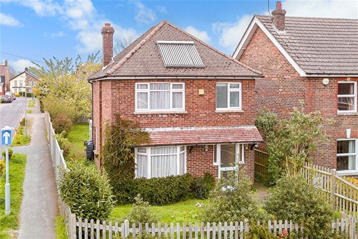 3 Bedroom Detached House For Sale In West Beeches Road, Crowborough, East Sussex, TN6