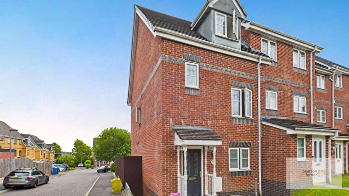 4 Bedroom End Of Terrace House For Sale In Sims Close, Ramsbottom, Bury, BL0