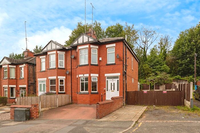 3 Bedroom Semi-Detached House For Sale In Rochdale Road, Manchester, Greater Manchester, M9