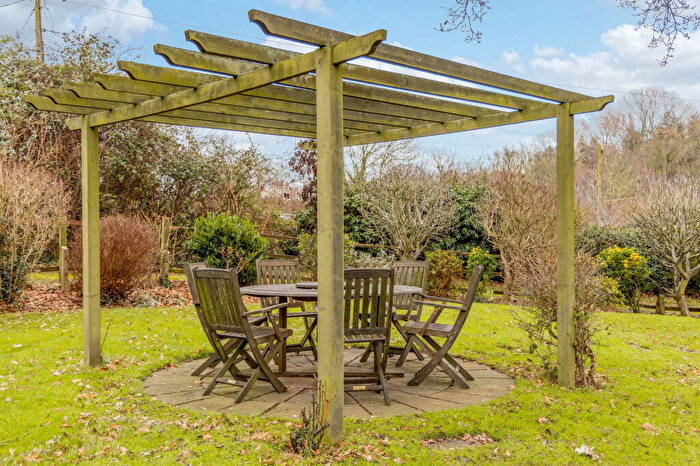 4 Bedroom Detached House For Sale In Washdyke Lane, Fulbeck, Grantham, NG32