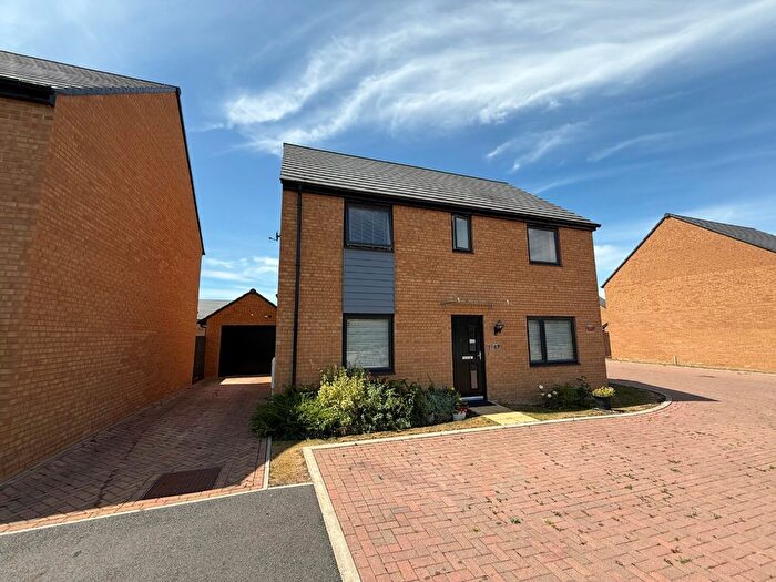 4 Bedroom Detached House For Sale In Tiber Meadow, Houghton Regis, LU5