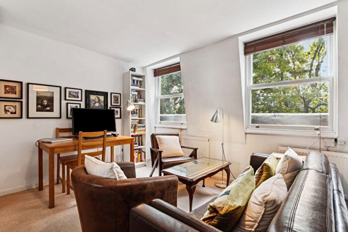 1 Bedroom Flat To Rent In Dalston Lane, Islington, E8