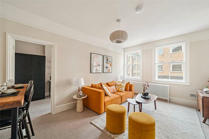 2 Bedroom Flat To Rent In Frith Street, London, W1D