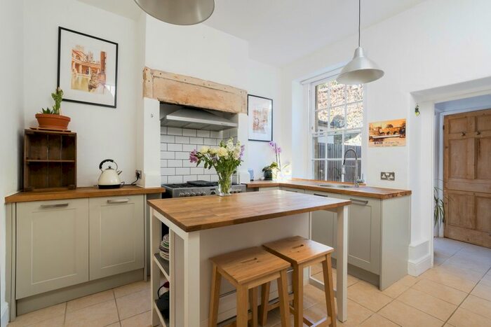 2 Bedroom End Of Terrace House To Rent In High Street, Weston, Bath, BA1