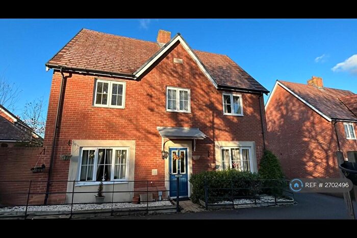 4 Bedroom Detached House To Rent In Beaker Way, Salisbury, SP2