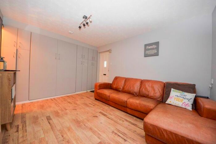 Studio To Rent In Florentine Way, Waterlooville PO7