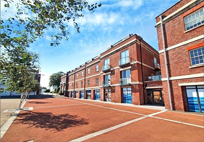 2 Bedroom Apartment For Sale In The Malthouse Apartments, Salt Meat Lane, PO12