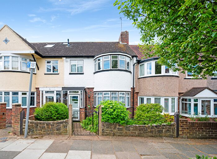 3 Bedroom Terraced House For Sale In Rougemont Avenue, Morden, Surrey, SM4