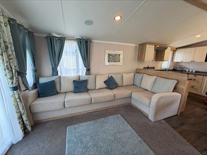 2 Bedroom Park Home For Sale In West Witton, Leyburn, DL8