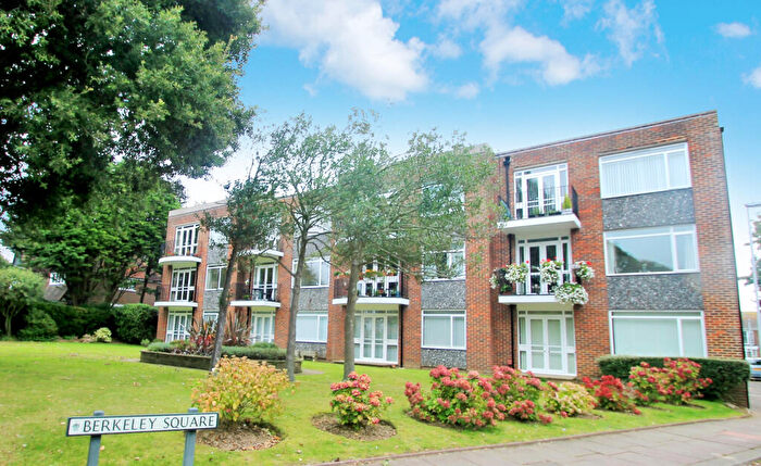 1 Bedroom Apartment To Rent In Berkeley Square, Grand Avenue, BN11