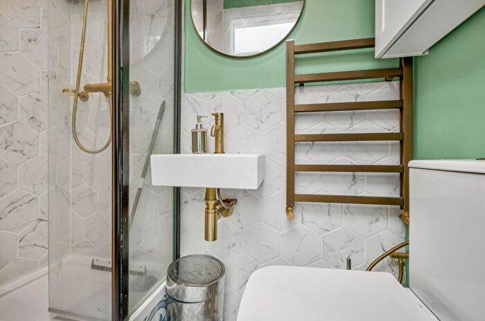 1 Bedroom Flat For Sale In Dorset Square, London, NW1