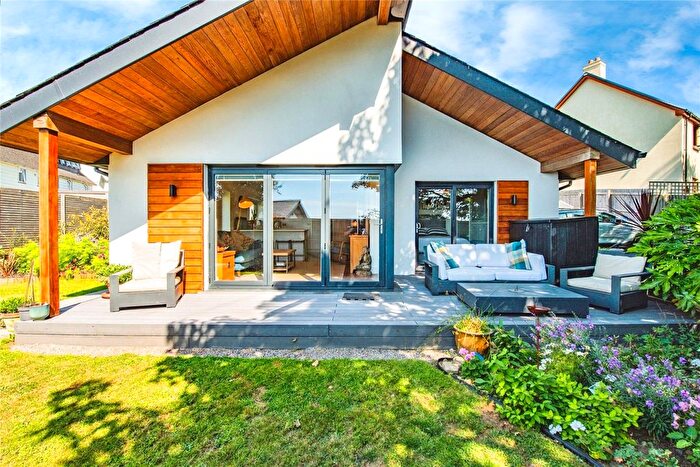 3 Bedroom Bungalow For Sale In Oak Grove, Saundersfoot, Pembrokeshire, SA69