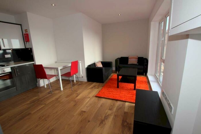 1 Bedroom Apartment To Rent In Elm Walk Place, Cranmer Street, Nottingham, NG3