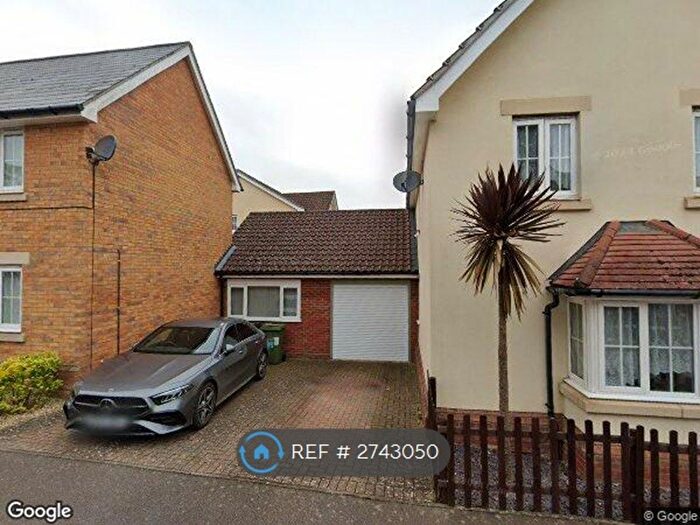 3 Bedroom Terraced House To Rent In Heron Road, Norwich, NR8