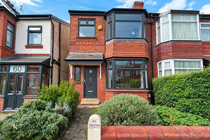 3 Bedroom Semi-Detached House For Sale In Cholmondeley Road, Salford, M6