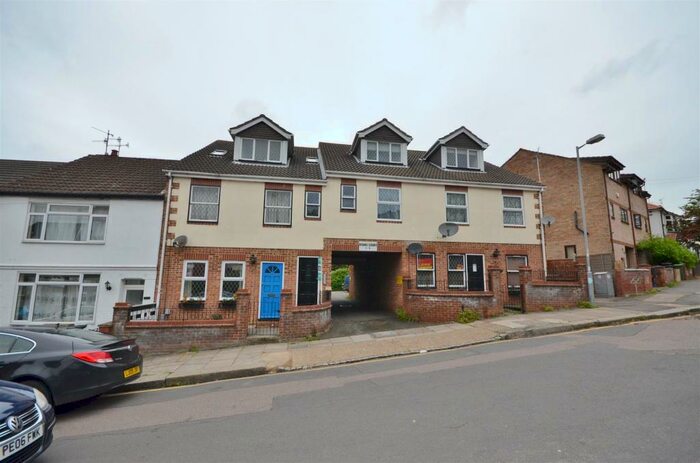 1 Bedroom Apartment To Rent In Ridgway Road, Luton, LU2