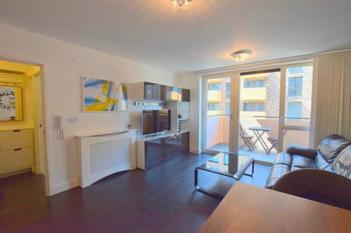 1 Bedroom Flat To Rent In Oxley Square, London, E3