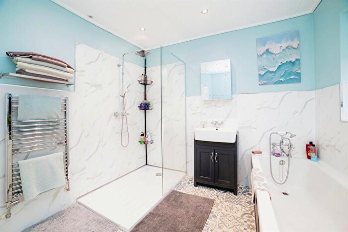 2 Bedroom Detached Bungalow For Sale In North Street, South Normanton, Alfreton, DE55