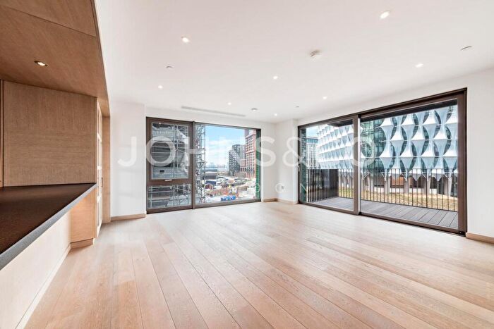 3 Bedroom Flat To Rent In Legacy Building, Embassy Gardens, London, SW11