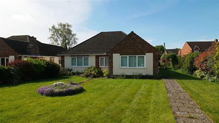 2 Bedroom Bungalow To Rent In Marsh Lane, Hemingford Grey, PE28