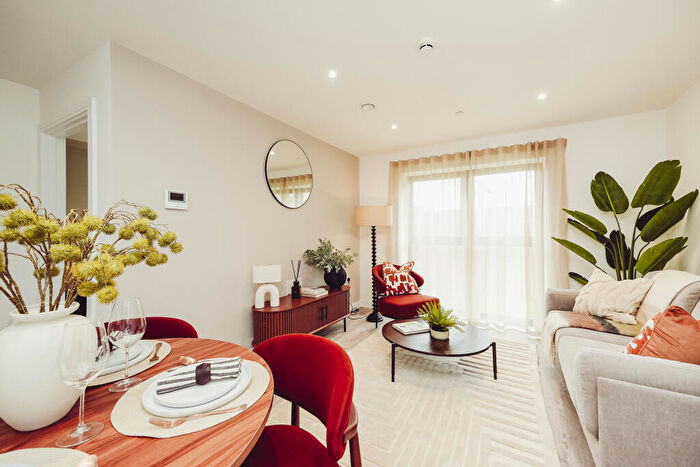 1 Bedroom Apartment To Rent In Walton House, DE1