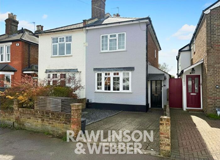3 Bedroom Property For Sale In Beauchamp Road, West Molesey, KT8