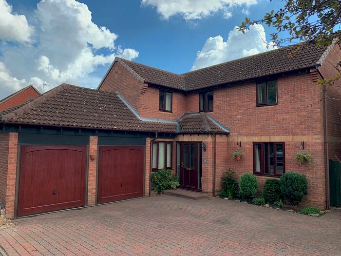 4 Bedroom Detached House For Sale In Walnut Road, Bottesford, Nottingham, NG13