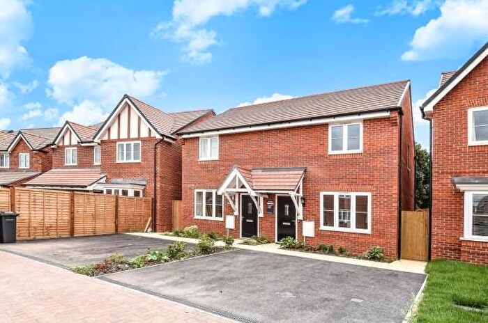 2 Bedroom Semi-Detached House For Sale In Kingston Bagpuize, Oxfordshire, OX13