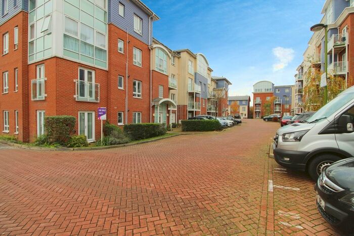 2 Bedroom Flat To Rent In Wells Court, Pumphouse Crescent, Watford, WD17