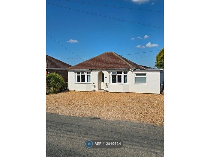 4 Bedroom Bungalow To Rent In Smeeth Road, Marshland St James, PE14