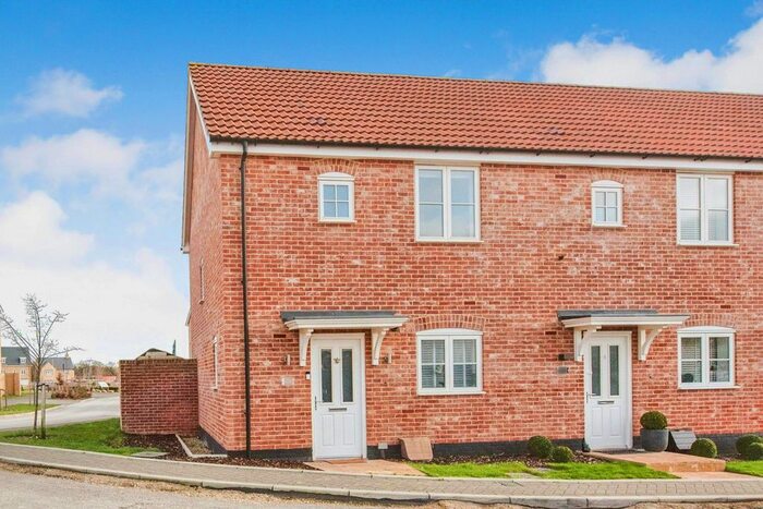 2 Bedroom End Of Terrace House For Sale In Hatchett Way, Thetford, IP24