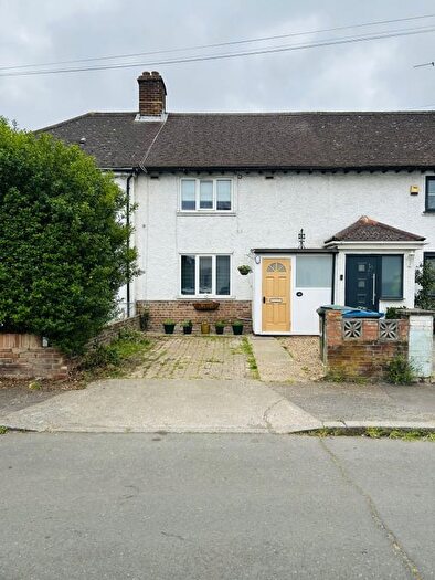 3 Bedroom Terraced House For Sale In Fleetwood Road, Kingston Upon Thames, KT1