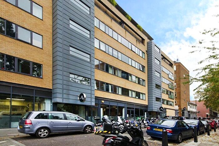 2 Bedroom Apartment To Rent In William Road, London, NW1