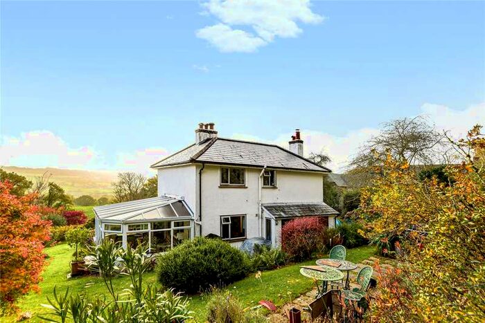 3 Bedroom Detached House For Sale In Beacon, Honiton, EX14