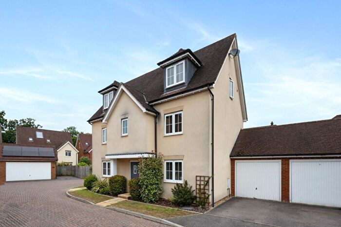 5 Bedroom Detached House For Sale In Newman Road, Horley, RH6