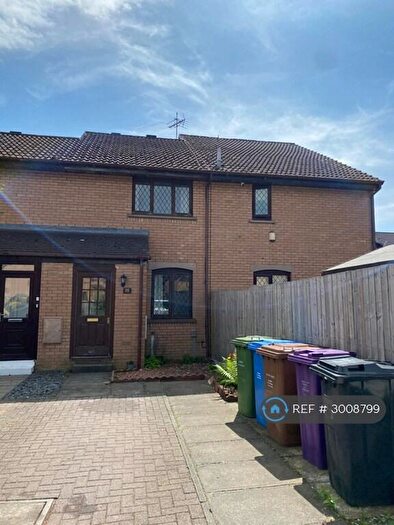 2 Bedroom Terraced House To Rent In Millhouse Drive, Glasgow, G20