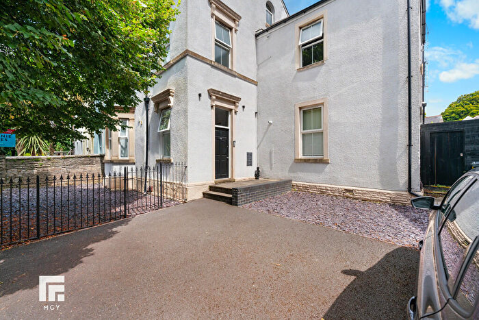 2 Bedroom Apartment For Sale In Severn Grove, Pontcanna, CF11