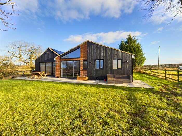 4 Bedroom Bungalow For Sale In Little Inkberrow, Worcester, Worcestershire, WR7