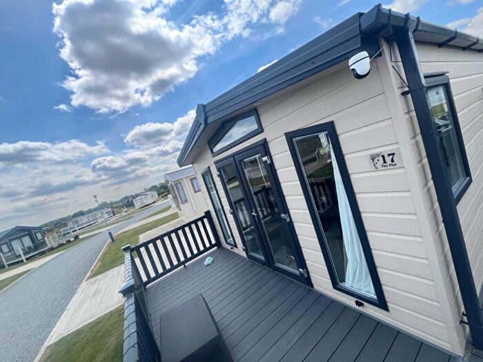2 Bedroom Caravan For Sale In Hornsea, East Yorkshire, HU18