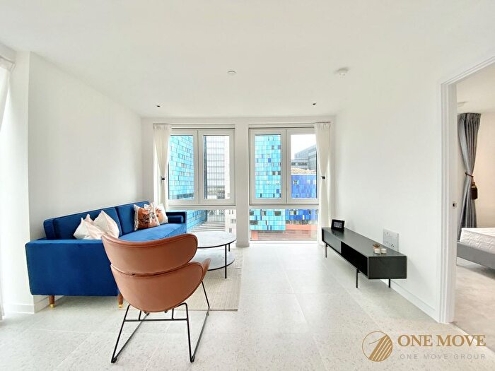 1 Bedroom Flat To Rent In Bouchon Point, The Silk District, London, E1