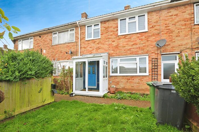 3 Bedroom Terraced House For Sale In Malvern Way, Hastings, TN34