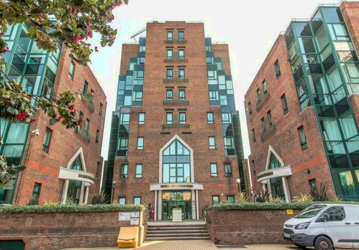 1 Bedroom Flat To Rent In Aegon House, Lanark Square, Cross Harbour, Canary Wharf, London, E14