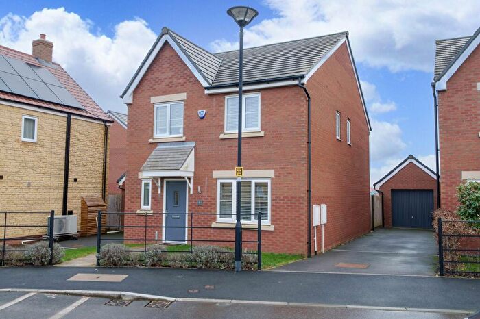 4 Bedroom Detached House For Sale In Magdalene Close, South Marston, SN3