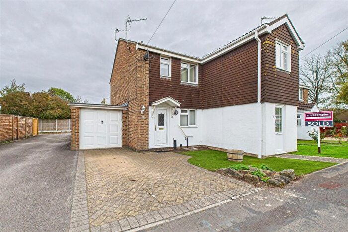 2 Bedroom End Terrace House For Sale In Dawes Close, Clevedon, BS21