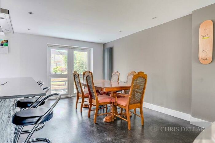 4 Bedroom Detached House For Sale In Porters Close, Buntingford, SG9