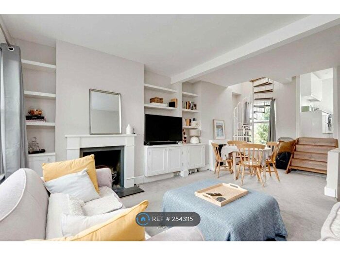 2 Bedroom Maisonette To Rent In Hazlebury Road, London, SW6