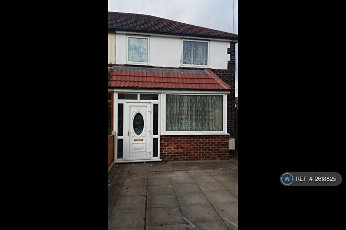 2 Bedroom Semi-Detached House To Rent In Caldecott Road, Manchester, M9